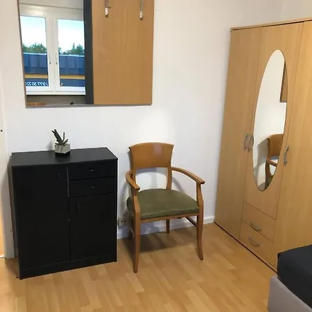 Dkn - Ihr Zuhause Auf Zeit In Halle - Vollmoebliert - Waschmaschine - Wlan - Naehe S-bahn Halle (Saale)