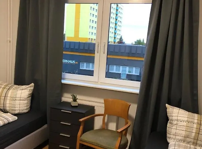 Lägenhet Dkn - Ihr Zuhause Auf Zeit In Halle - Vollmoebliert - Waschmaschine - Wlan - Naehe S-bahn *