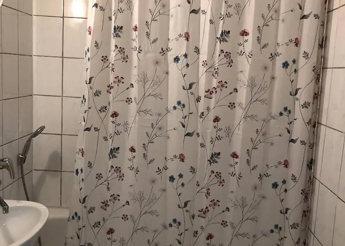 Dkn - Ihr Zuhause Auf Zeit In Halle - Vollmoebliert - Waschmaschine - Wlan - Naehe S-bahn * Halle (Saale)